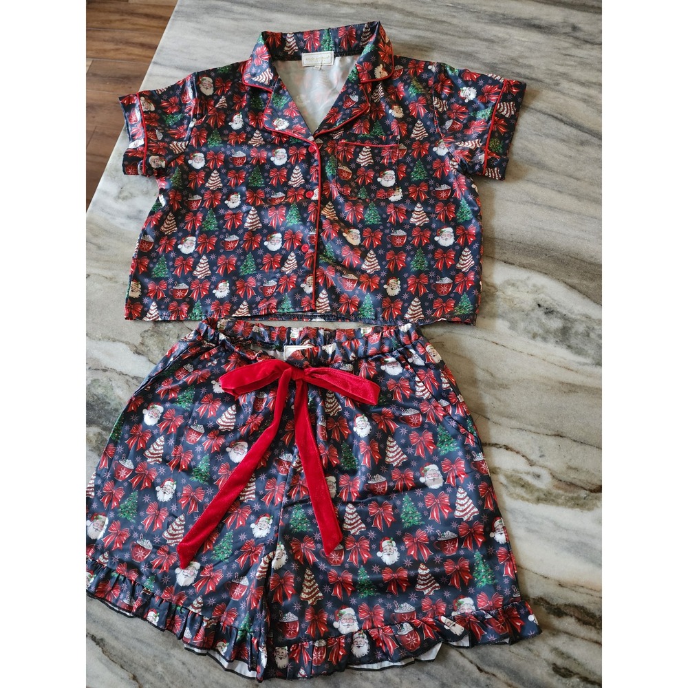 Simply Southern Women Medium Christmas Pajama Set Santa Tree Ruffle Shorts‎ Navy
